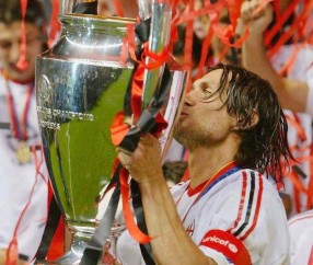 AYX-欧联今夜再迎强敌，皇家马德里遗憾出局，主帅态度——气氛紧张，纪律约束更严格的简单介绍