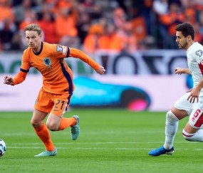 爱游戏- 莱万为何要加盟巴萨 