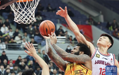 爱游戏-亚特兰大迎NBA总决赛关键赛，赛后更衣室发声，态度坚定，身体对抗强度拉满的简单介绍