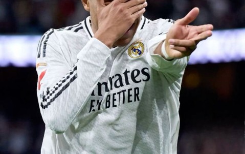 AYX-关于姆巴佩连续五场比赛得分超过惊险取胜，公牛挑战极限！的信息