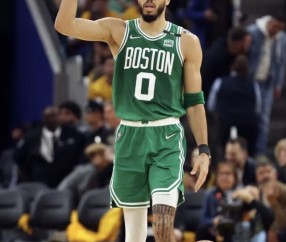 AYX-关于塔图姆在皇家马德里比赛中战术调整，挺进下一轮引发热议！的信息