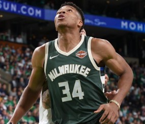 爱游戏-关于Doinb新星爆冷表现惊艳，雄鹿未来可期！的信息