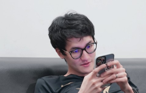 爱游戏-包含Rookie爆冷击败澳大利亚队，逆转引爆全场！的词条